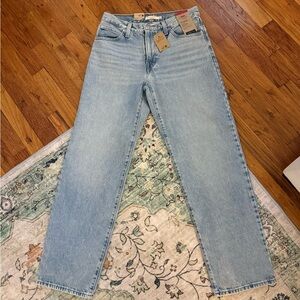 Levi's Straight Leg Women's Jeans